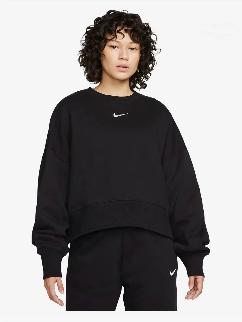 Nike Women's Black Cropped Crew Sweatshirt